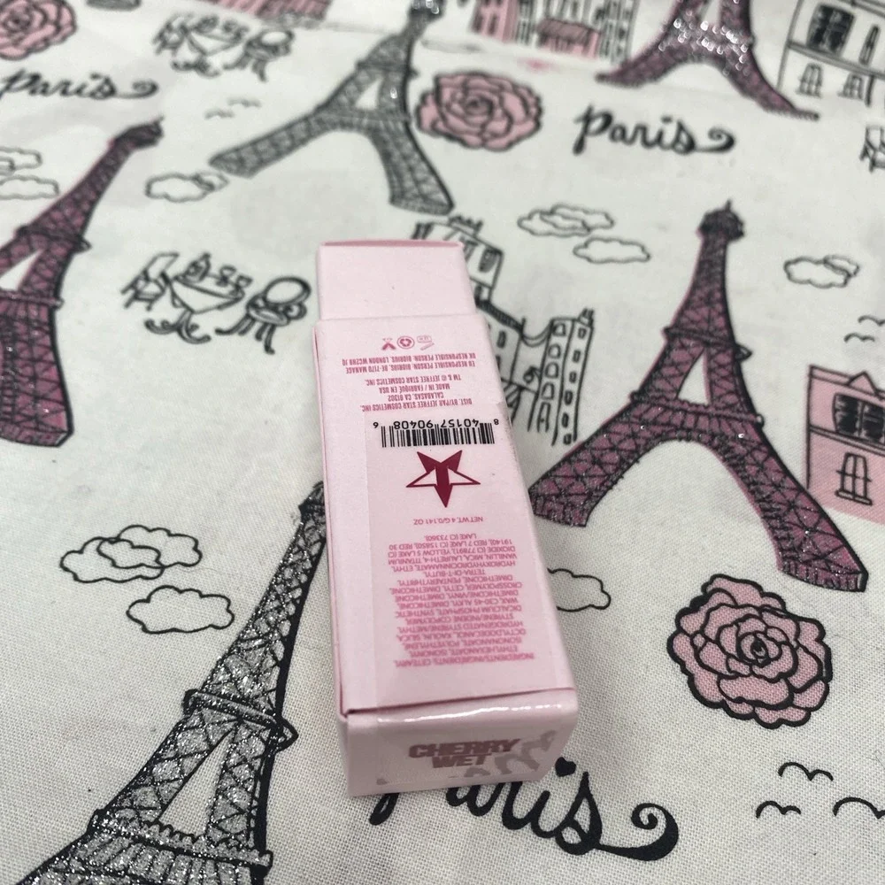JEFFREE STAR Velvet Trap  Lipstick Shade in Cherry Wet